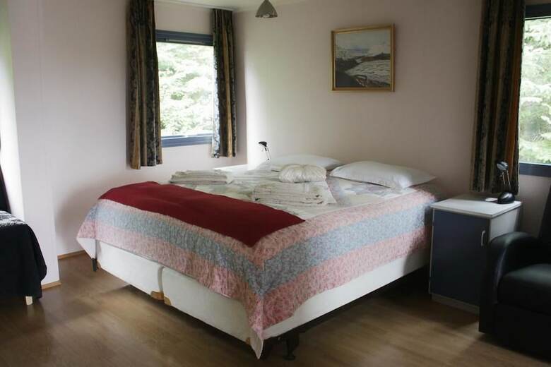 Hotel Guesthouse Svartisk�gur Egilssta�ir