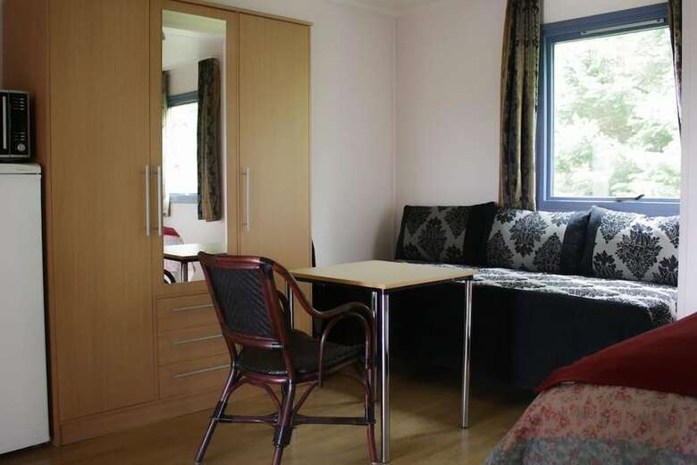 Hotel Guesthouse Svartisk�gur Egilssta�ir