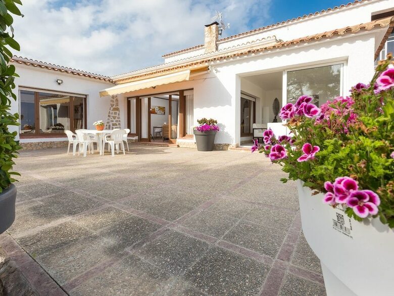 Malgrat De Mar Beachfront Village