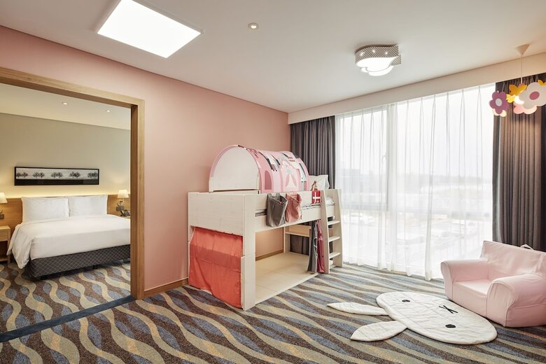 Ramada Encore By Wyndham Gimpo Han River Hotel