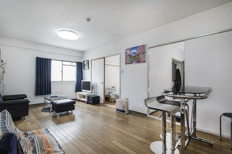 Shinsaibashi Su Casa Apartment
