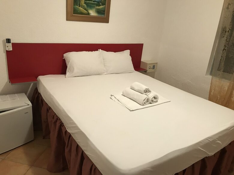 Hotel Apartments & Rooms Castello