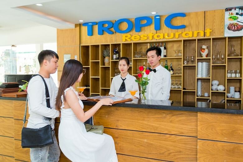 Hotel Tropical Ocean Villa & Resort