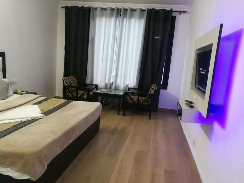Hotel Adb Rooms Whispering River