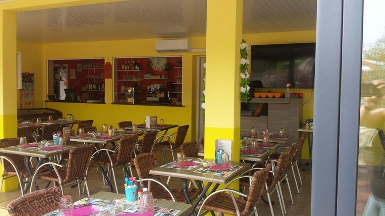 Camping "les Calqui�res" - Location de Mobile-homes