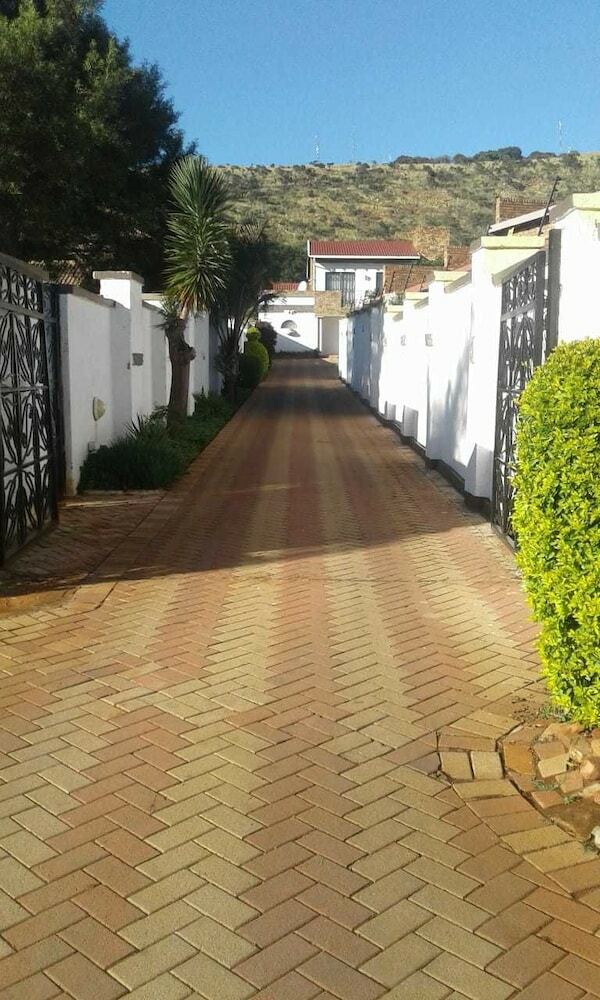 Apartamentos Amandahill Guest House