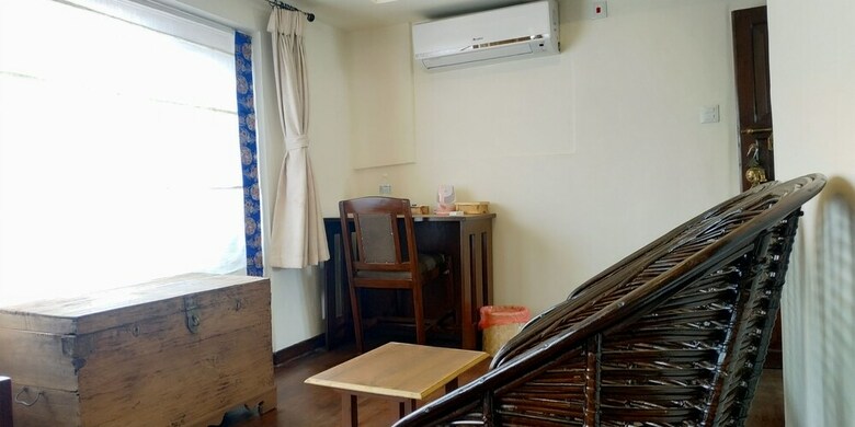 Hotel Heranya La:ku