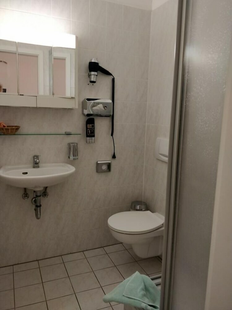Hotel Gastst�tte & Pension Lichtenhainer Wasserfall