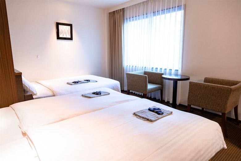 Floral Hotel � Nihonbashi Osaka