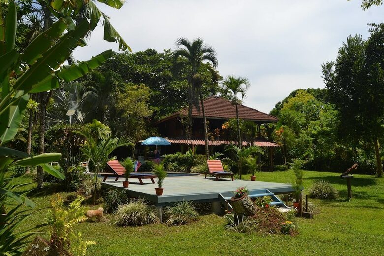 Hotel Chalet Y Cabinas Hibiscus