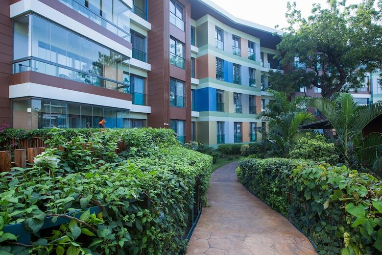 Apartamentos Accra Fine Suites