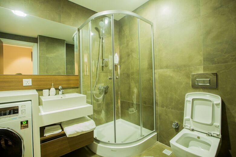 Apartamentos Accra Fine Suites