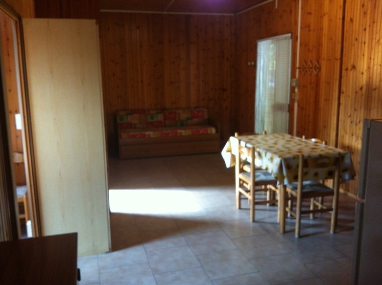 Viola Club Village