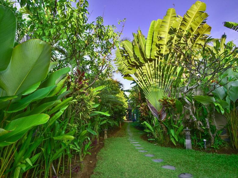 Villa Ku Estate