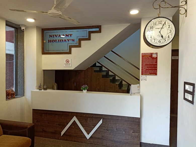 Hotel Nivaant Holidays Alibug