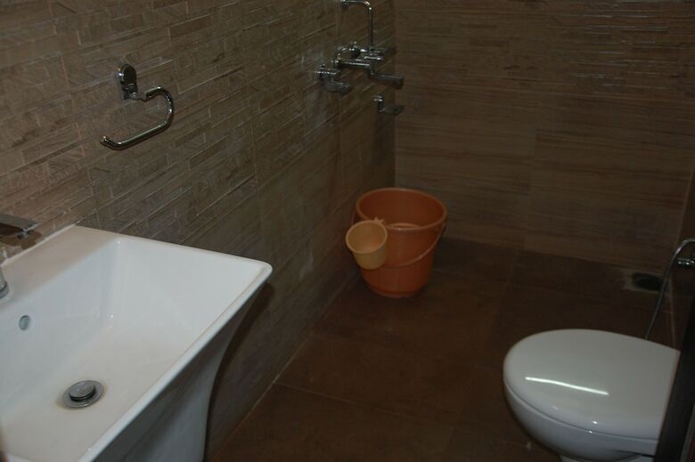 Hotel Nivaant Holidays Alibug