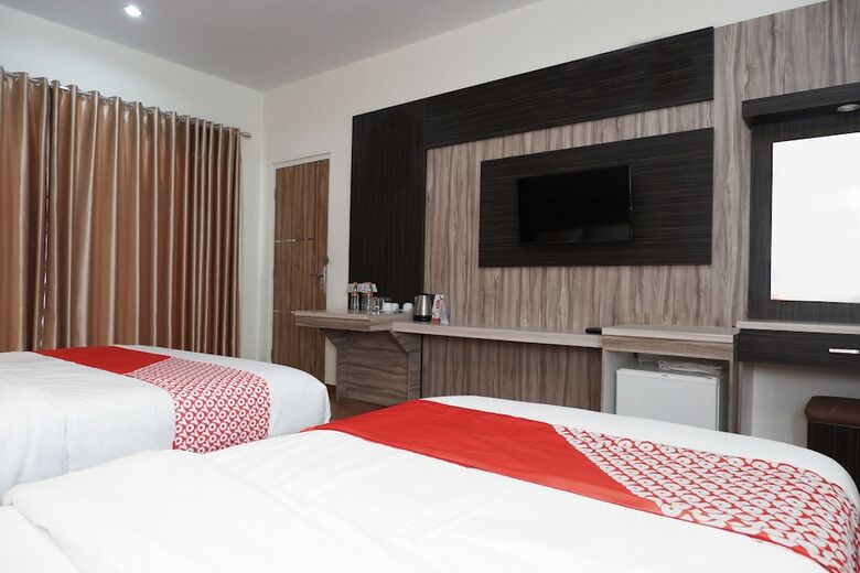 Oyo 574 Heritage Hotel Boyolali