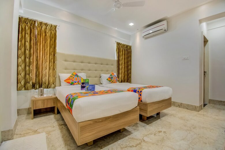 Fabhotel Spring Height