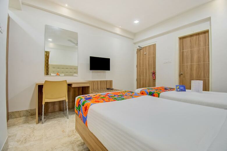 Fabhotel Spring Height
