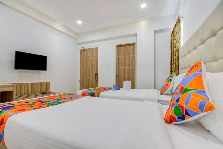 Fabhotel Spring Height