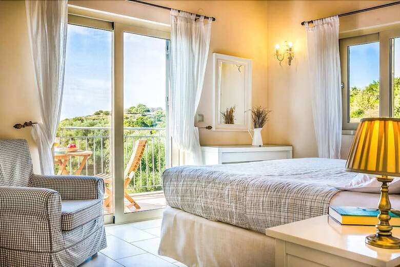 Villa Louloudia