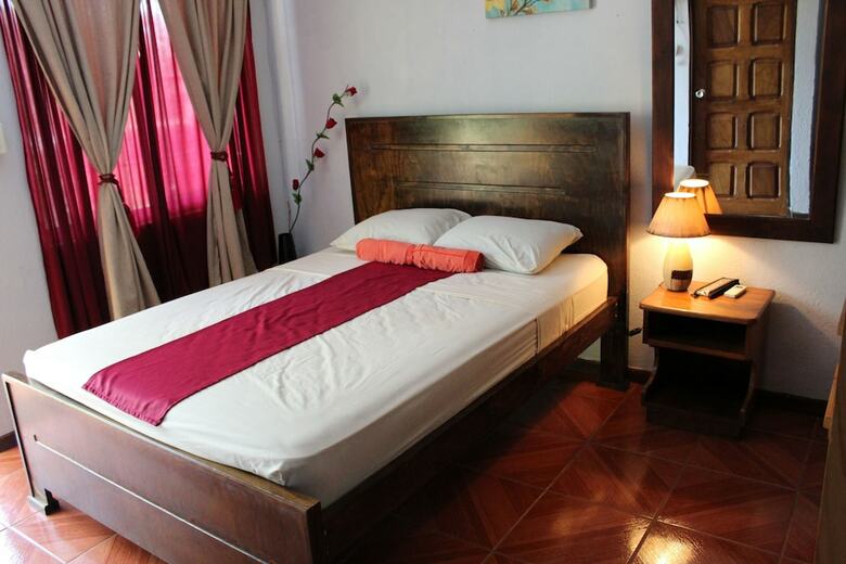 Apartamentos La Costa
