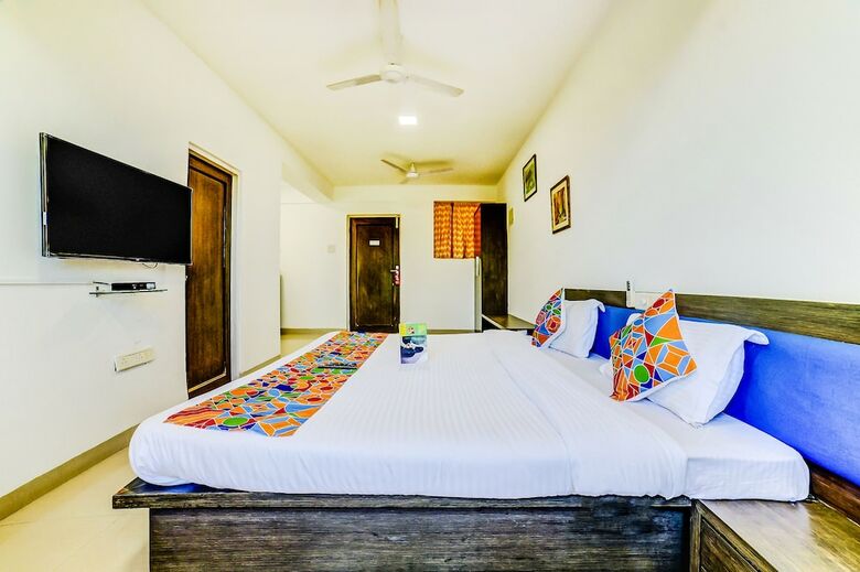 Hotel Fabexpress Casa Paradise