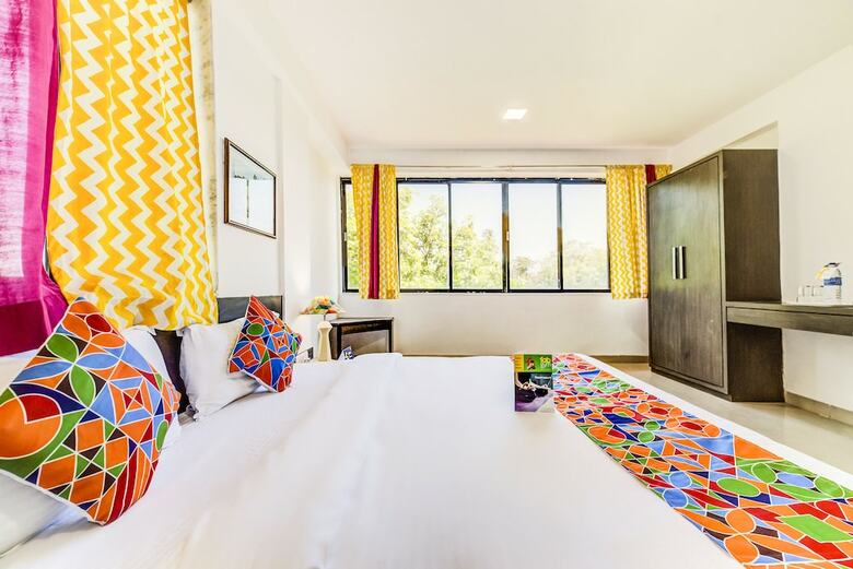 Hotel Fabexpress Casa Paradise