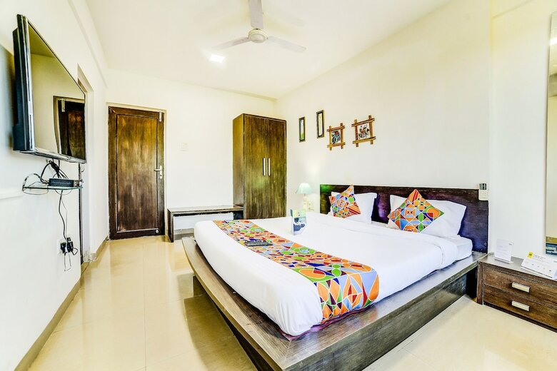 Hotel Fabexpress Casa Paradise