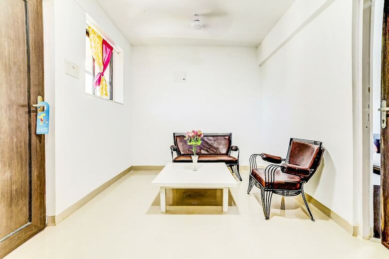 Hotel Fabexpress Casa Paradise