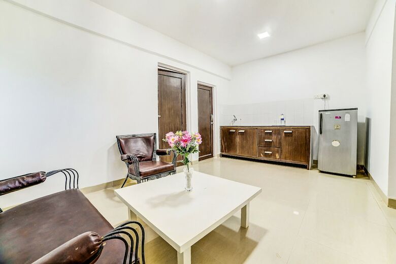 Hotel Fabexpress Casa Paradise