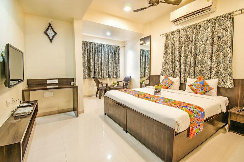 Fabhotel Suyog Inn