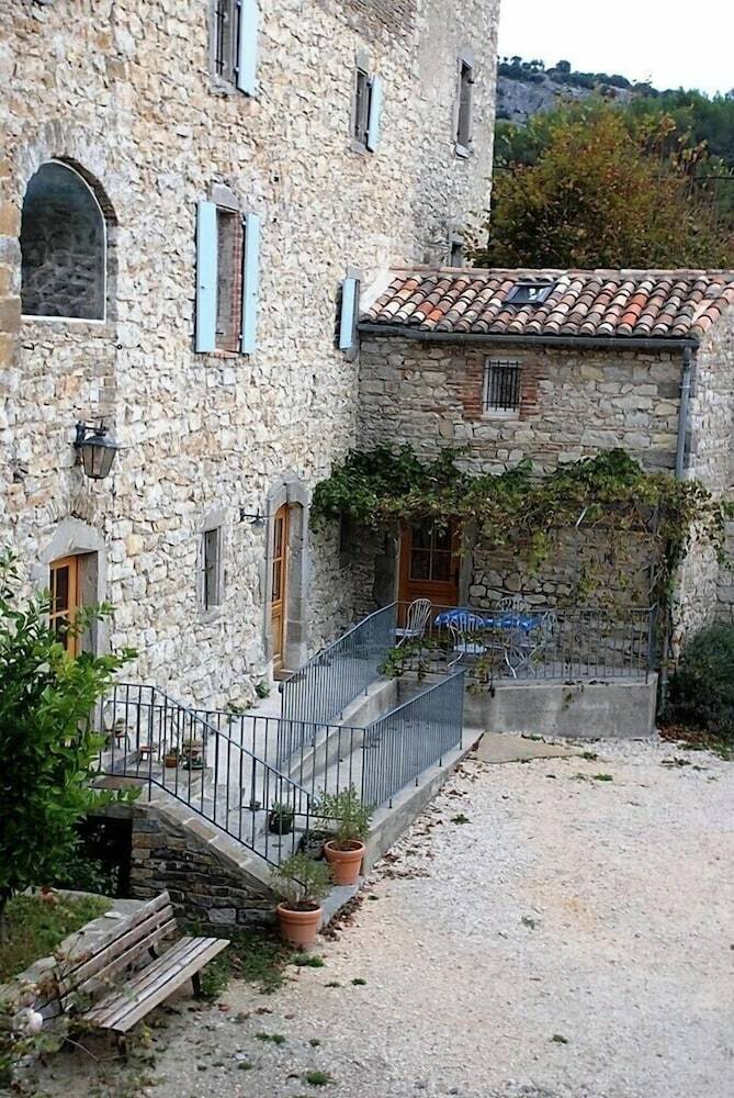 Bed & Breakfast Les Jardins Du Mas Evesque