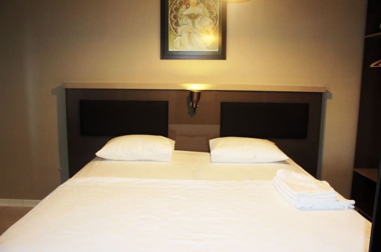 Hotel Maidos Suites