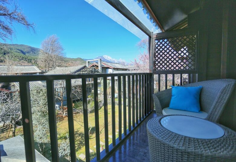 Lijiang Qilu Garden Hotel