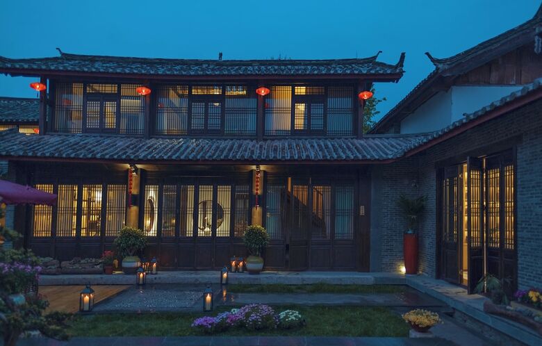 Lijiang Qilu Garden Hotel