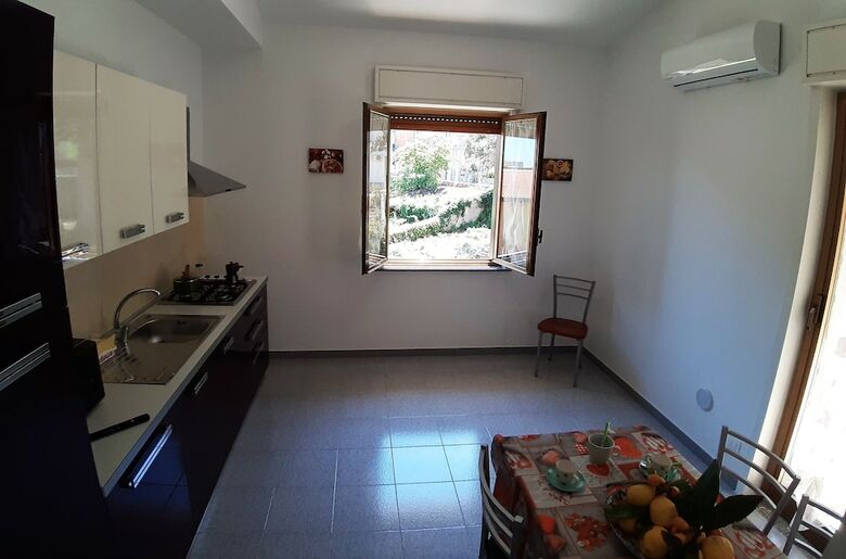 Apartamento Living Piraino