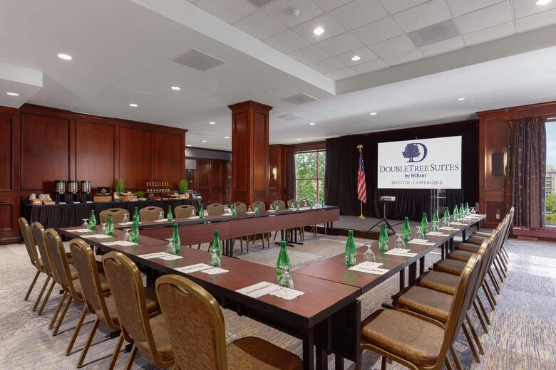 Hotel Doubletree Guest Suites Boston