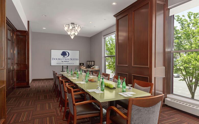 Hotel Doubletree Guest Suites Boston