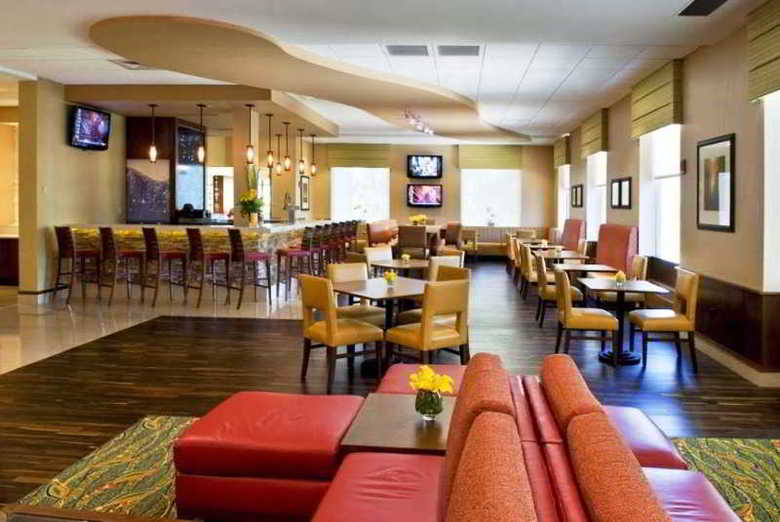 Hotel Boston Marriott Newton