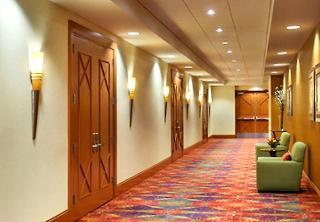 Hotel Boston Marriott Newton