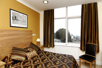 Hotel Russell Court