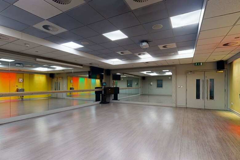 Village Bournemouth - Hotel & Leisure Club