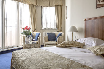Hotel Opera