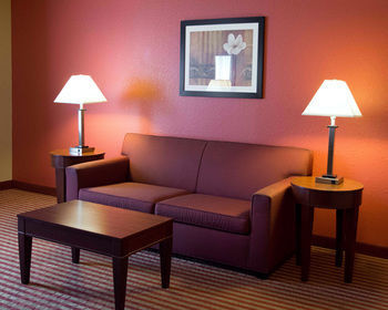 Hotel Comfort Inn & Suites