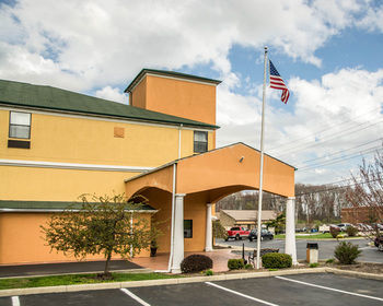 Hotel Comfort Inn & Suites