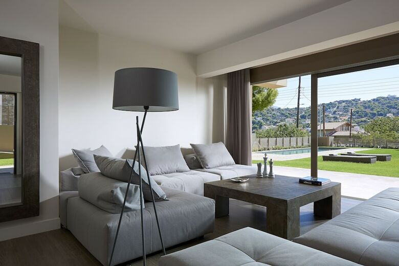 Apartamentos Elaia Luxury Suites Lagonissi