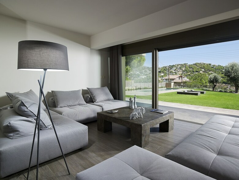 Apartamentos Elaia Luxury Suites Lagonissi