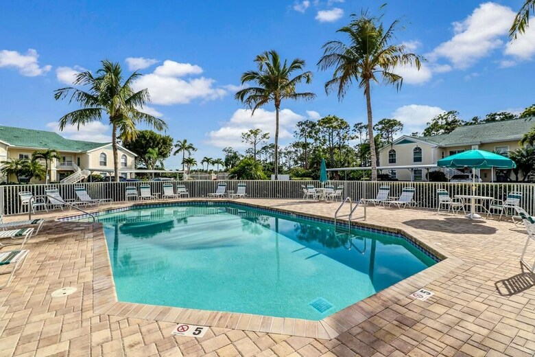Bermuda Pointe 104