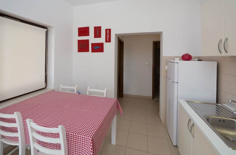 Hotel Rooms And Apartments Bruno